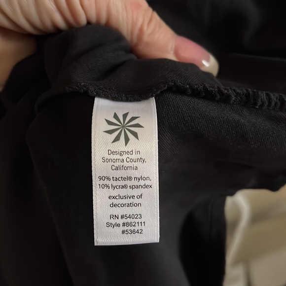 Athleta nylon Lycra blend XXS asymmetrical skirt. - Picture 4 of 4